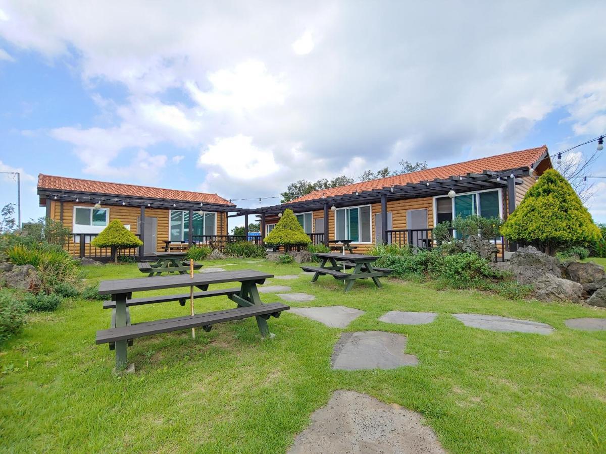 Jeju Oreum Pension Exterior foto